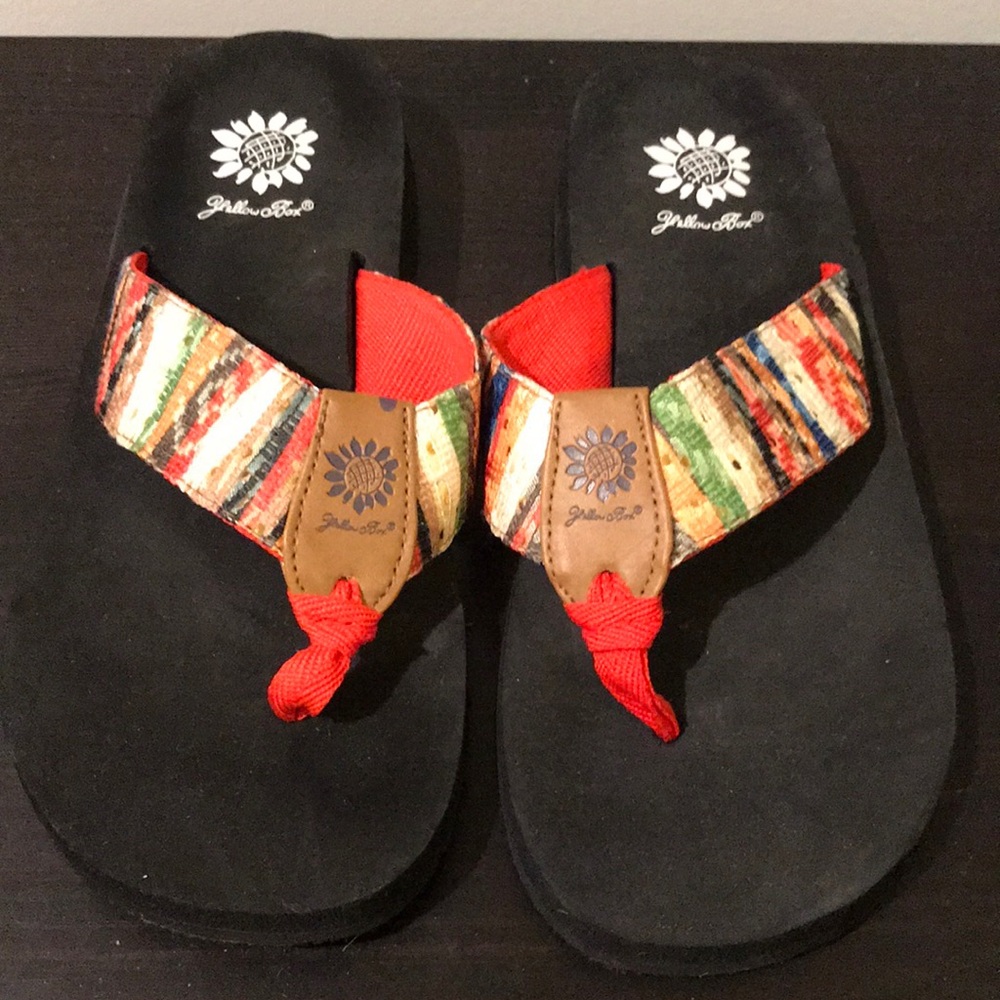 Great beach flip flops!